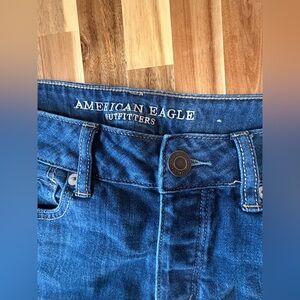 American Eagle Outfitters Tomgirl Blue Jeans